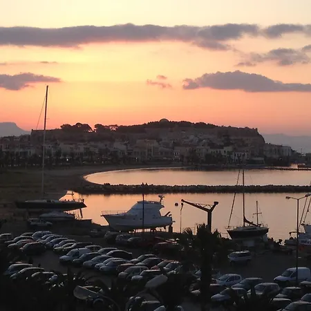 מלון Fortezza העיירה רתימנו