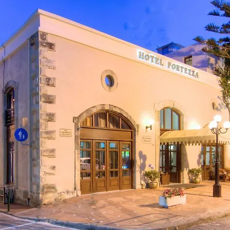 Hotel Fortezza 3*