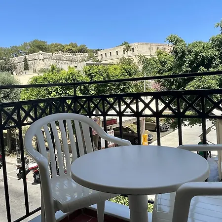 フォルテッツァ ホテル